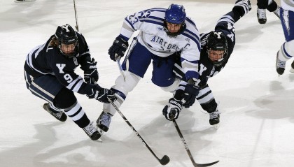 kaiyun：剑南春之夜多特蒙德主场3球完胜不莱梅 施洛特贝克闪击吉拉西萨比策锁定胜局