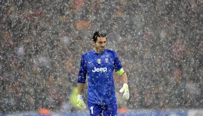 开云_德乙周日对决：达姆施塔迎战明斯特，保级路上的关键六分战！比赛_主场_球员